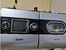 ޴